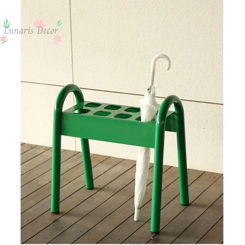 

Floor-to-ceiling umbrella rack, umbrella bucket billboard, dopamine milk tea shop storage rack