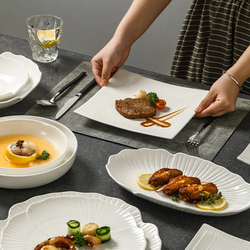 White Western Style Ceramic Steak Plate Food Tray Ceramic Deep Plates  Advanced Sense Restaurant Hotel Serving Trays Fish Plates