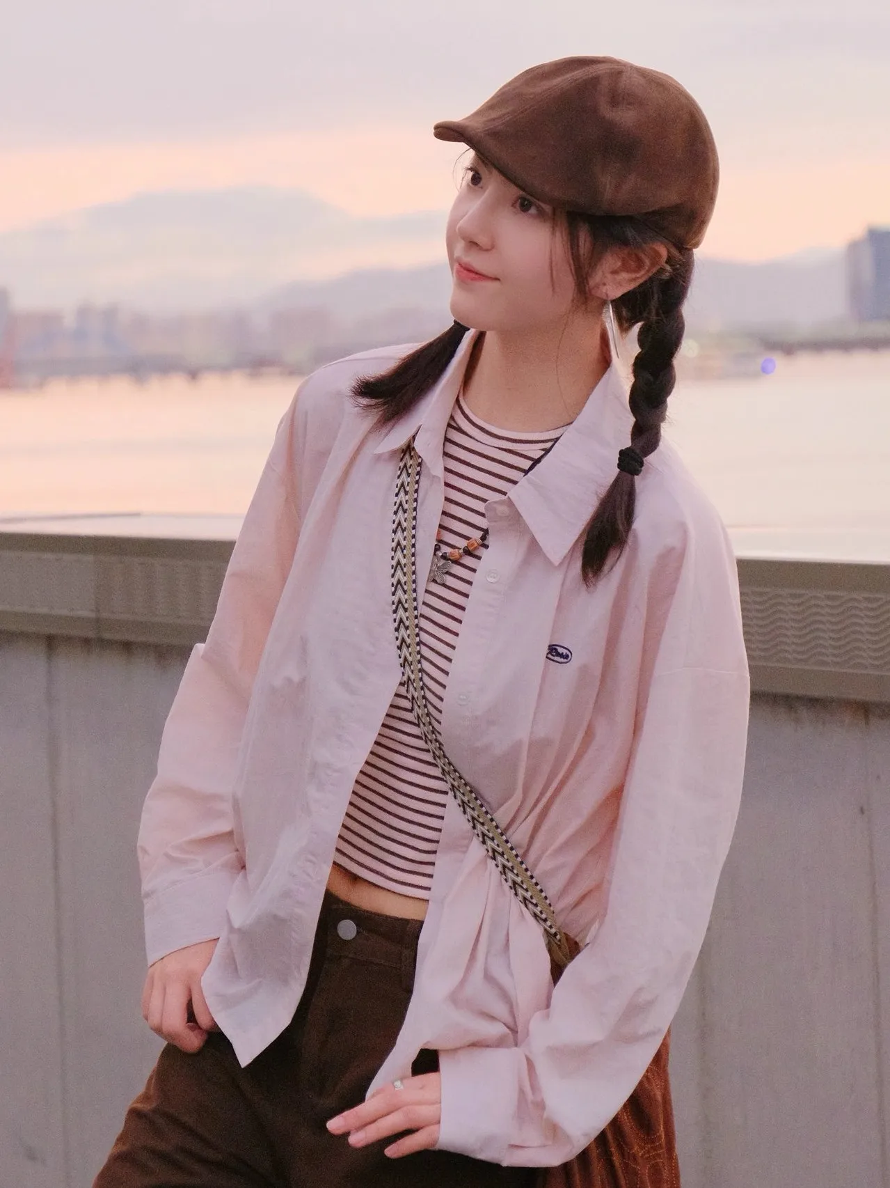 

Sweet Pink Long Sleeve Shirt Jacket Women's Early Spring Casual Loose Thin Cardigan Style Fashion Comfortable Mid-Length ...