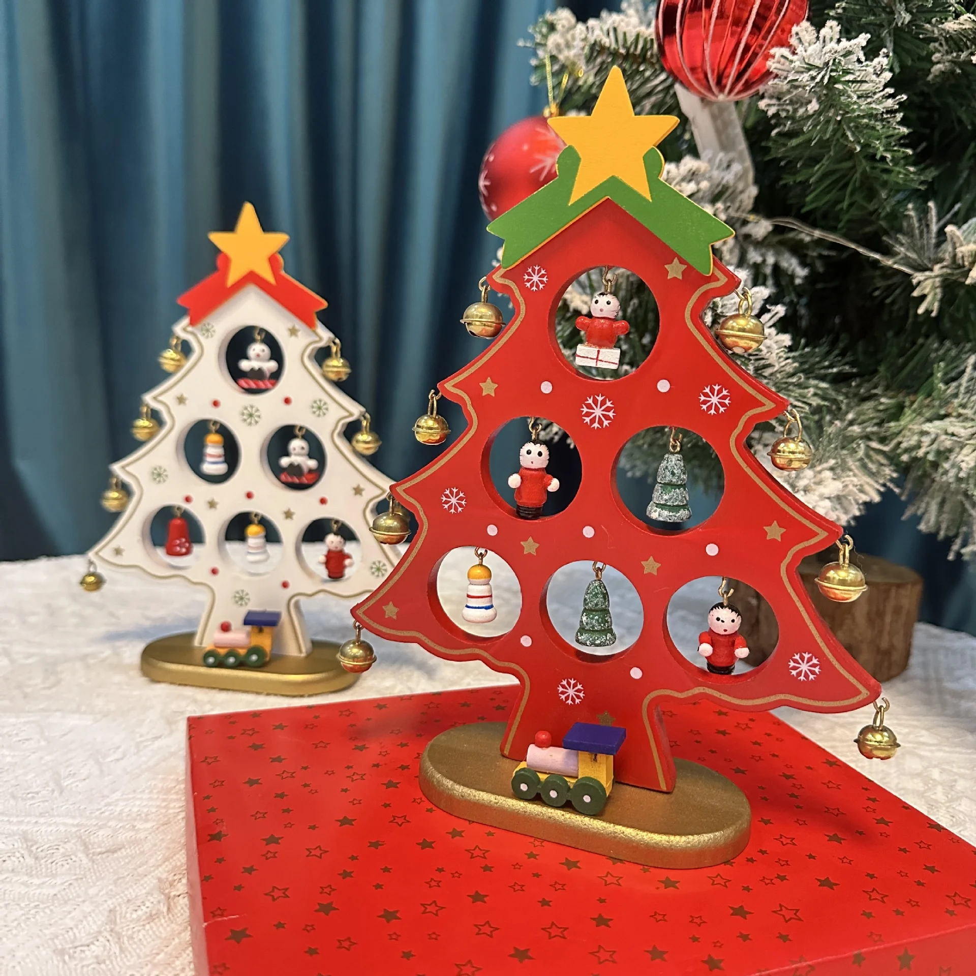 New Christmas Wooden Mini Christmas Tree Creativity Decoration Pendant Festival Atmosphere Desktop Ornament Fashion Home Decor