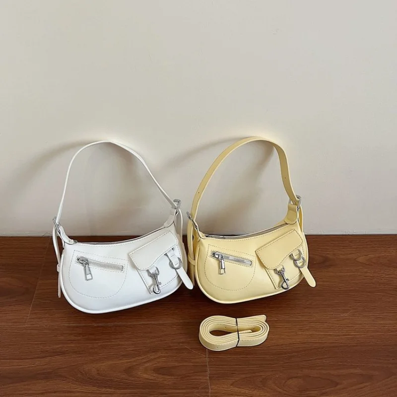 

Women's Crossbody-Bag Made Of Waxed Leather Boasting Casual Simple Vintage And Paris High-End Elegant Style ​