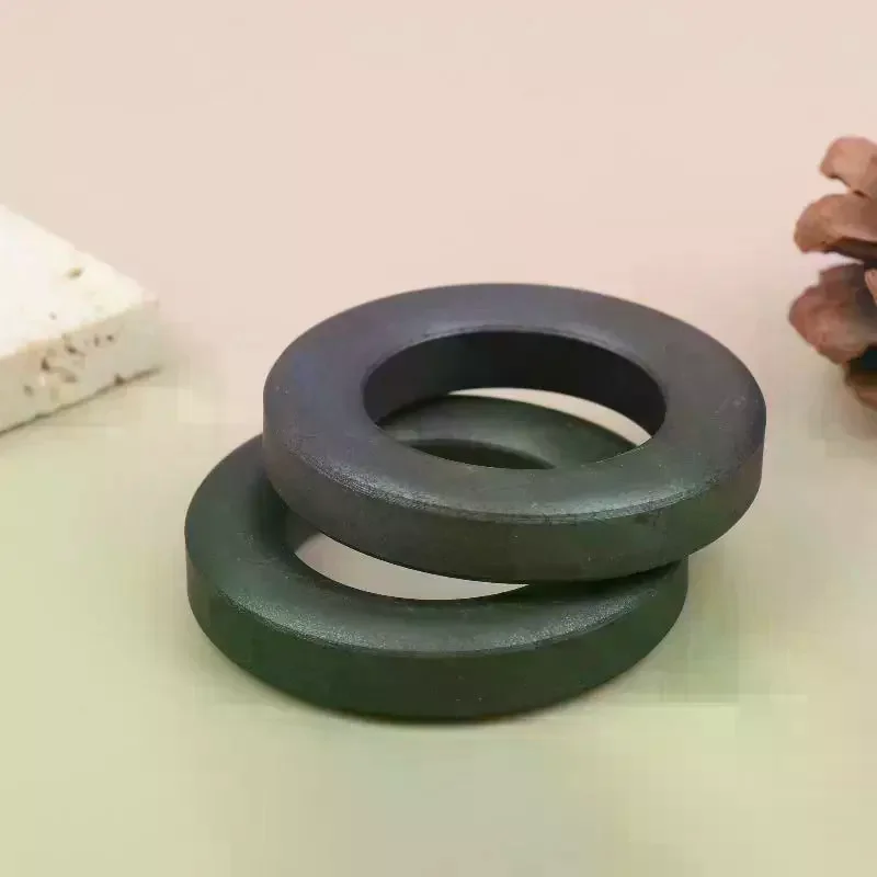 

FT240-43 Toroid Ferrite Core Ferrite Bead Ring American RF Ferrite Magnetic Ring High-frequency Magnetic Core DIY Choke