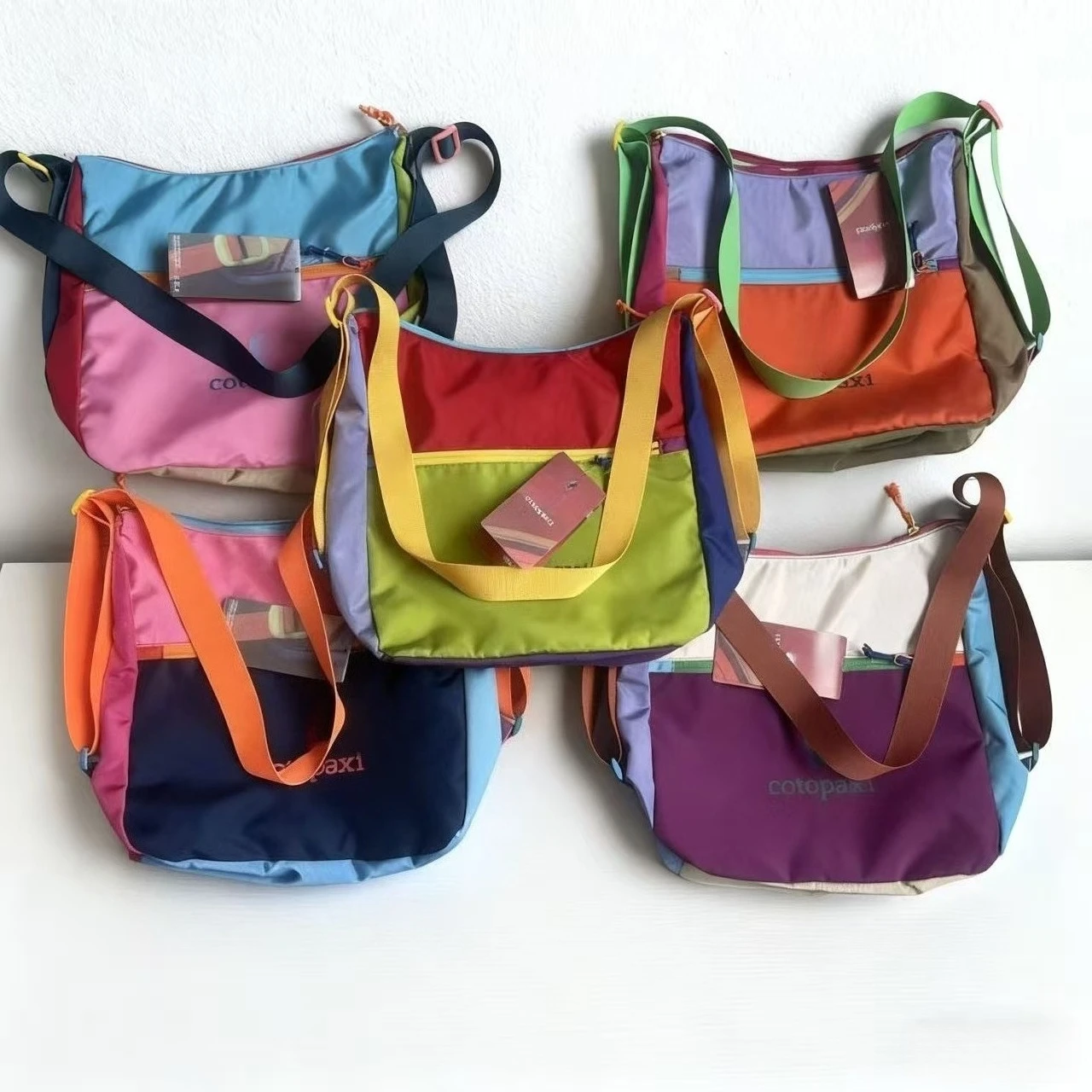 Large Capacity Tote Bag Men Women Casual All‑match Crossbody Shoulder Bag Multifunctional Handbag for Outdoor Travel Daily Use