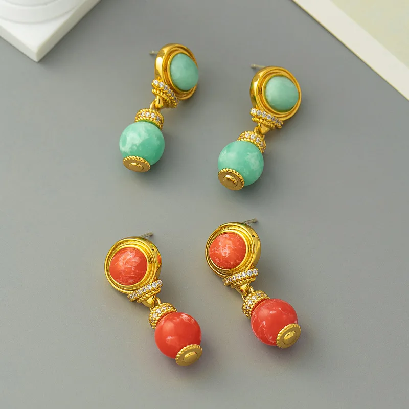 

Classic Statement Vintage Retro Green Natural Stone Simple Design Stud Dangle Earrings Palace Red Light Luxury High-end Earrings
