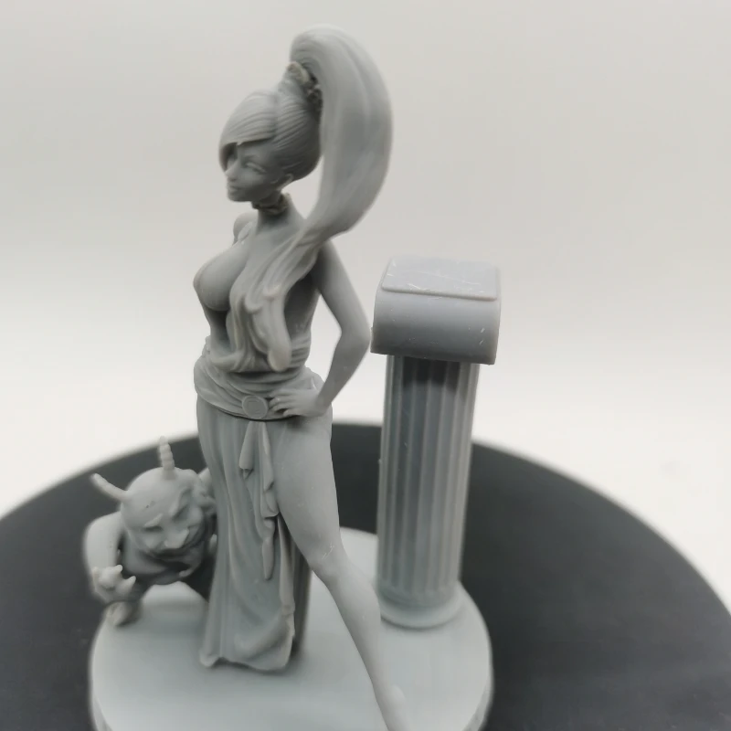 1/24 스케일 레진 동상 자신감 넘치는 공주와 하인 Nsfw 두 가지 버전 조립 모델 키트 조립되지 않은 도색되지 않은 3D 차고 키트