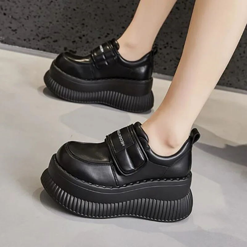 

2026 NEW Spring Women Thick Sole White Sneakers Lightweight Chunky Platform Shoes for Petite Women Versatile Sports Casual Shoes