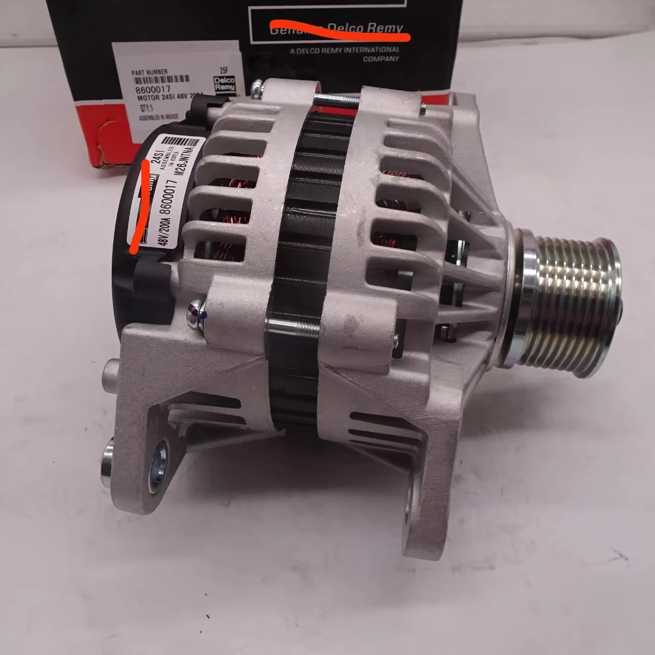 Picture 5: Customized Alternator 48V 200A 1Kw in India  Engine for CAR 8600017