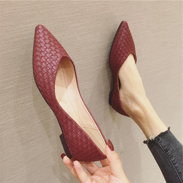 Women Flats Pointed Shoes for Girls Black Flats Dress Comfortable Slip on Summer Spring Casual Shoes Daily Use Big Size 44 45 46