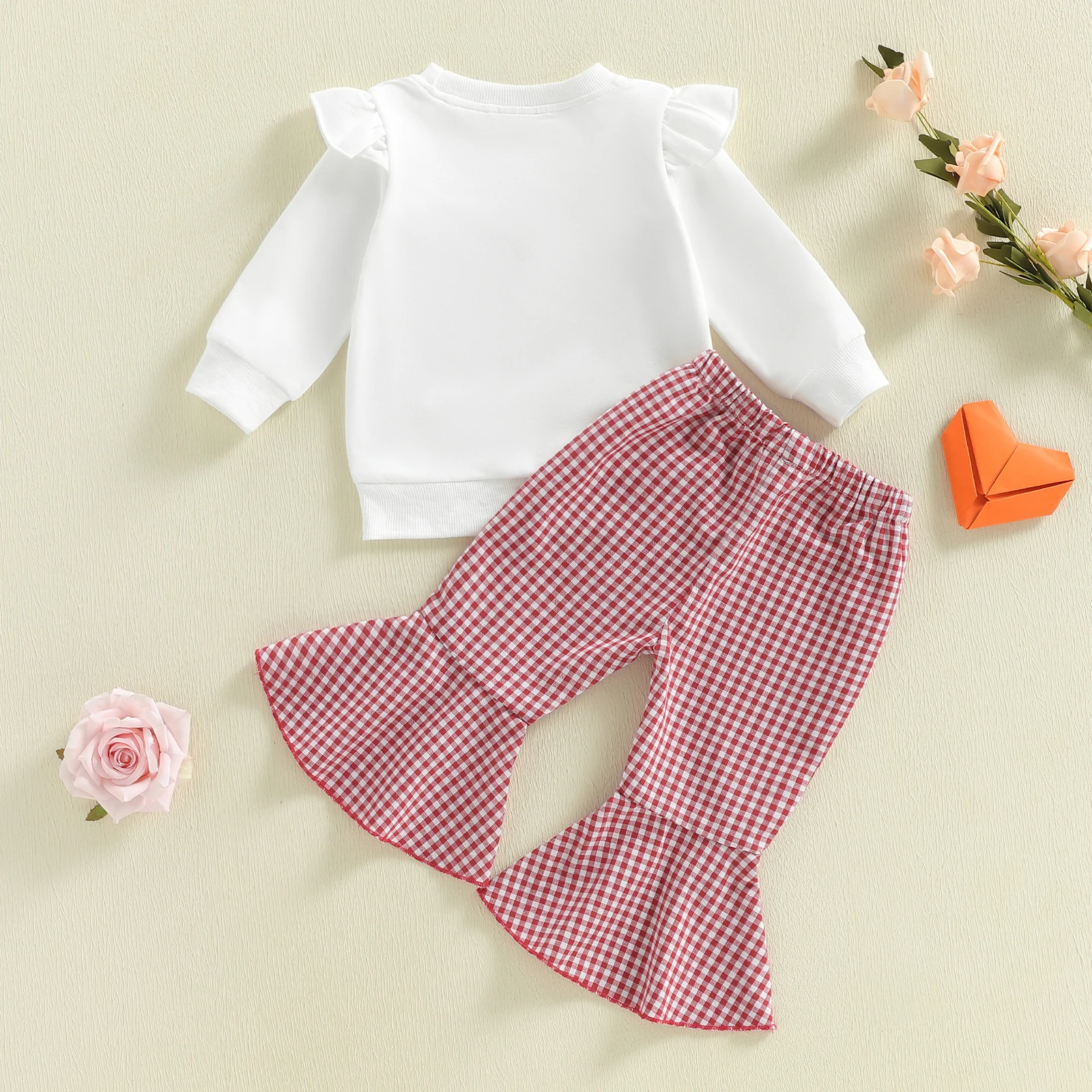 مجموعة ملابس ربيعية لعيد الحب للفتيات الصغيرات مطرزة على شكل قلب وأكمام طويلة بلوفر على شكل جرس سفلي #3