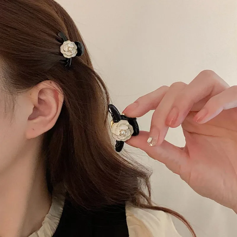 2PCS Elegant Small Camellia Hair Claw Clip Set For Women Girls Mini Crab Vintage Hair Clamps Barrettes Hair Headwear Accesories