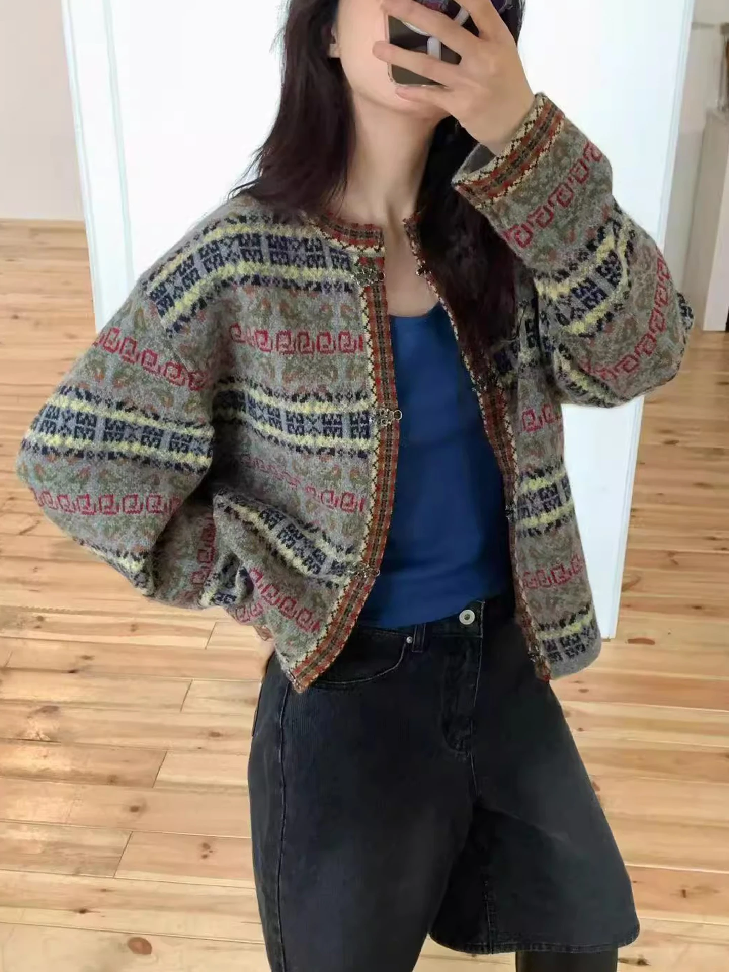 

Retro Heavyweight Fair Isle Color Blo Knit Sweater Coat Women's Autumn New Ele Button up Knitted Top Faionable Commut...