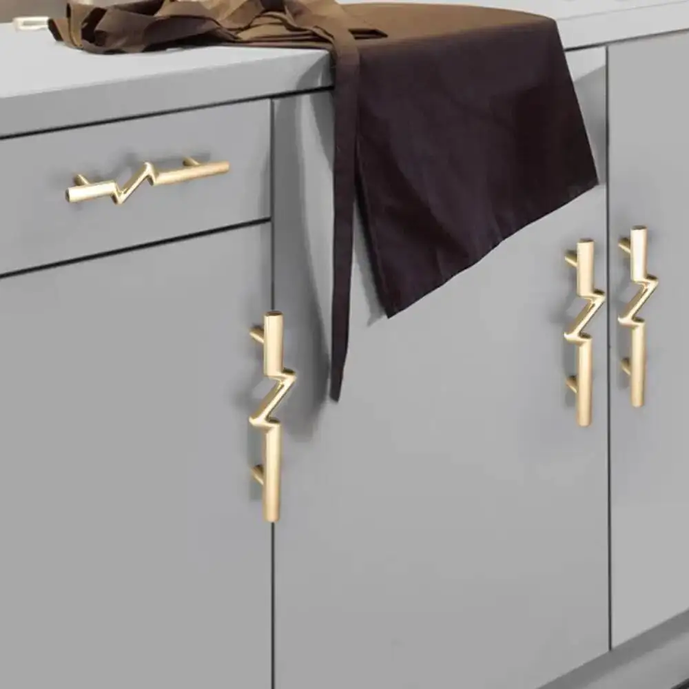 

2Pcs Modern Zinc Alloy Door Retro Simple Drawer And Cabinet Handles Vintage Furniture Hardware