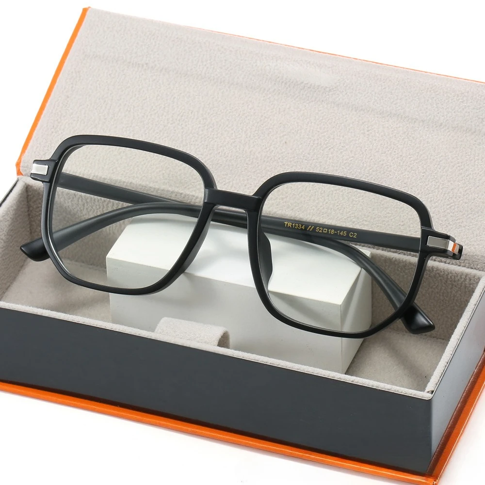 

​​2025 Hot-Selling Square TR90 Glasses Frame, Ultra-Light Gradient Large Frame Slim Face Unisex Myopia-Compatible Fashion Trend​