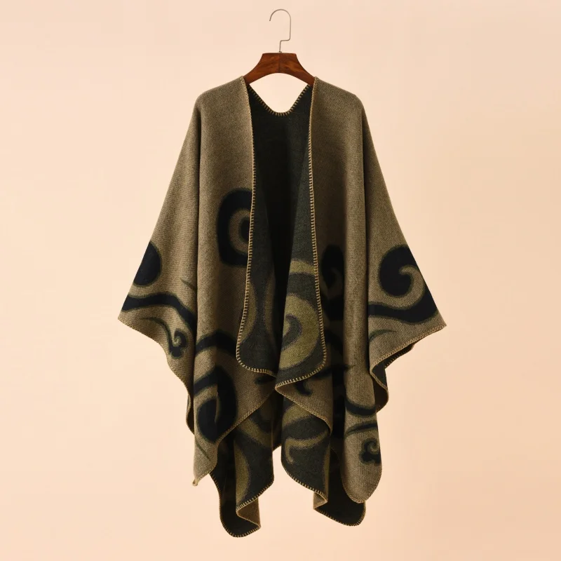 A ladies scarf Xiangyun pattern cashmere shawl dual-purpose warmth