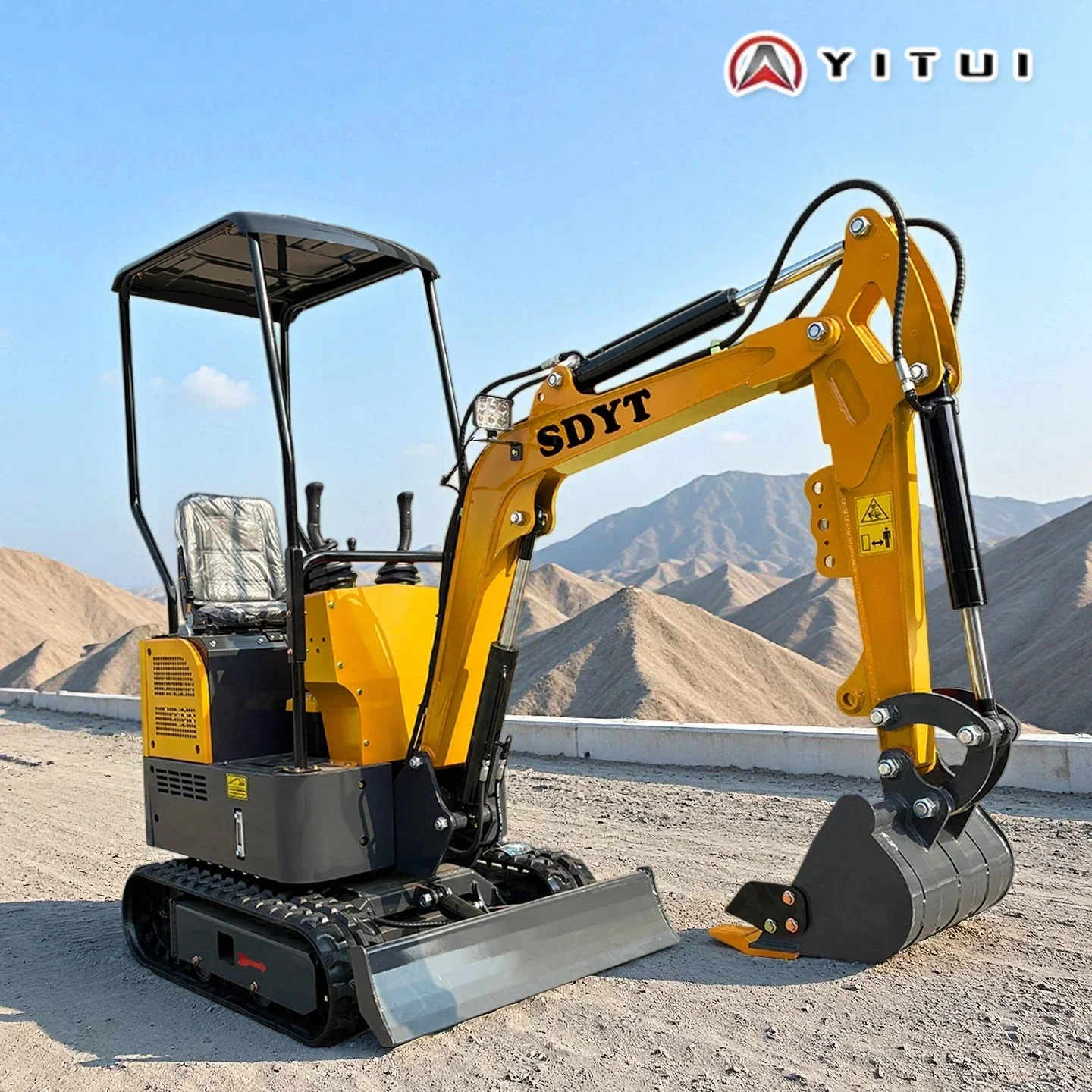 محرك كوبوتا عالي الجودة حفارة صغيرة منزلية متعددة الوظائف مزرعة وبستان عالية الكفاءة 1.5 طن حفارات صغيرة