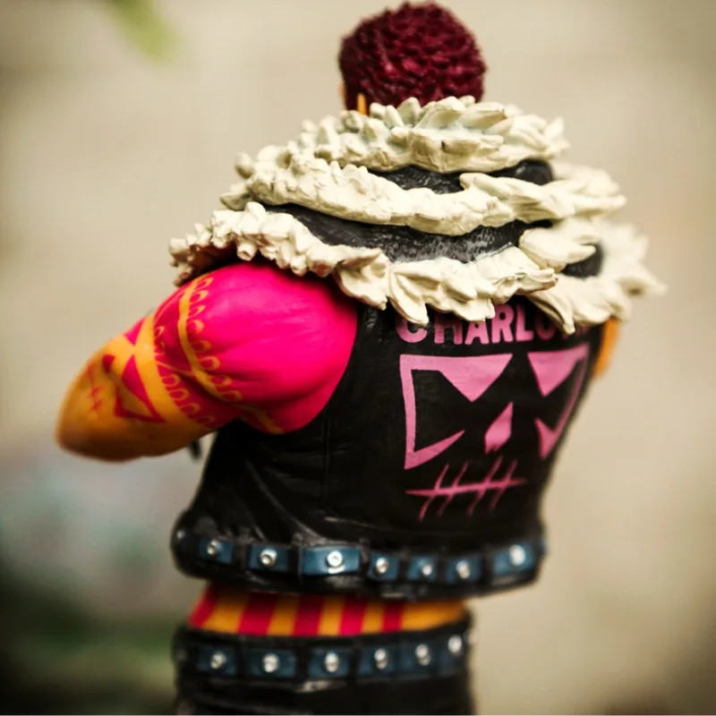 샬롯 카타쿠리 피규어 애니메이션 원피스 PVC 피규어 일본 만화 장난감 모델 가라지 키트 애니메이션 장식품 ACG 컬렉션