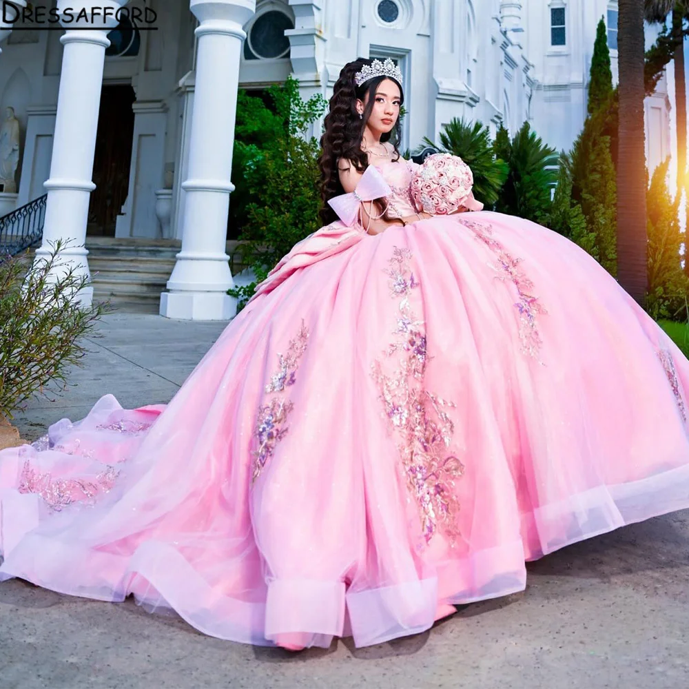 

Luxury Princess Quinceanera Dresses Beads Crystals Pearls Sweet 15th Prom Party With Bow Shiny Ball Gown Customized