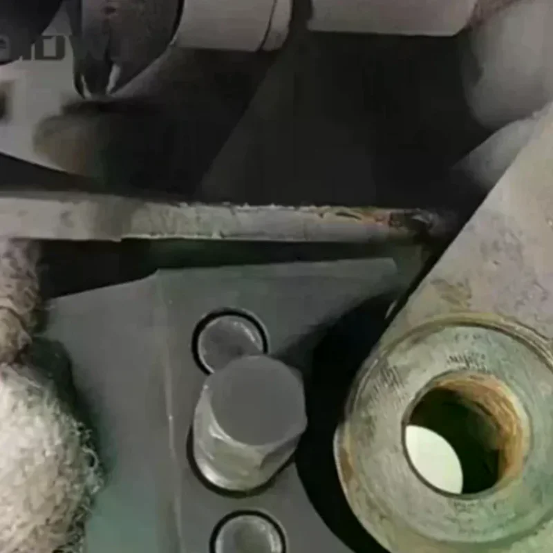 

Heavy-Duty Automotive Shock Absorber Ball Joint Separator Tool For Disassembly And Assembly Of Lower Control Arms