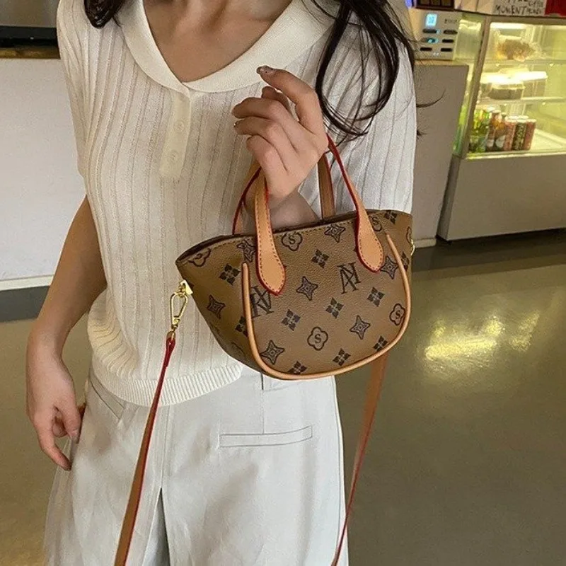 

High End Minimalist Diaper Bag Unique Leisure Business Stylish Clutch Mini Casual Simple Vintage Chic Super
