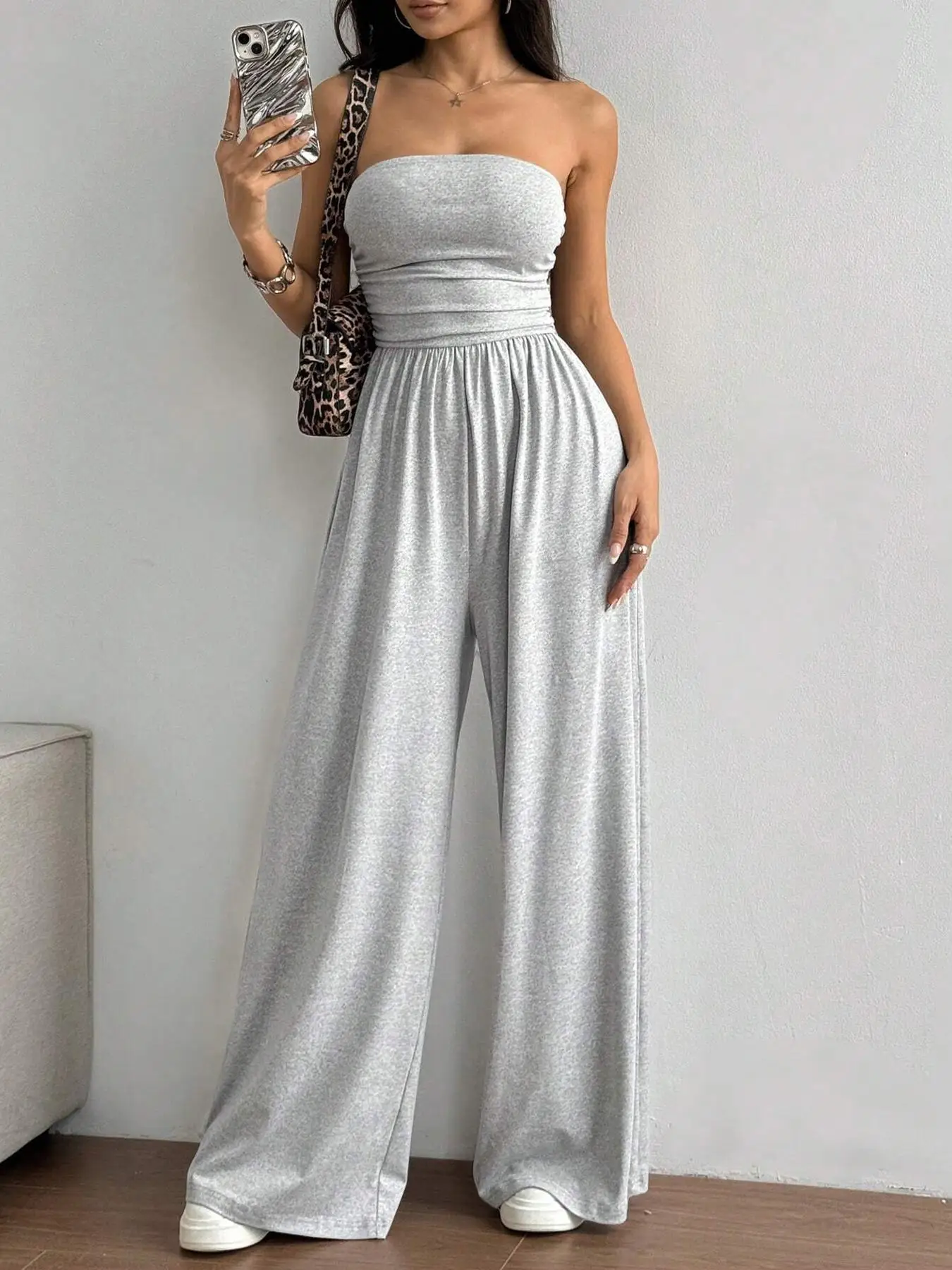 

Women Sexy Sleeveless Backless Long Pants Jumpsuit Women Fashion Solid Commuter Wide Leg Playsuit
