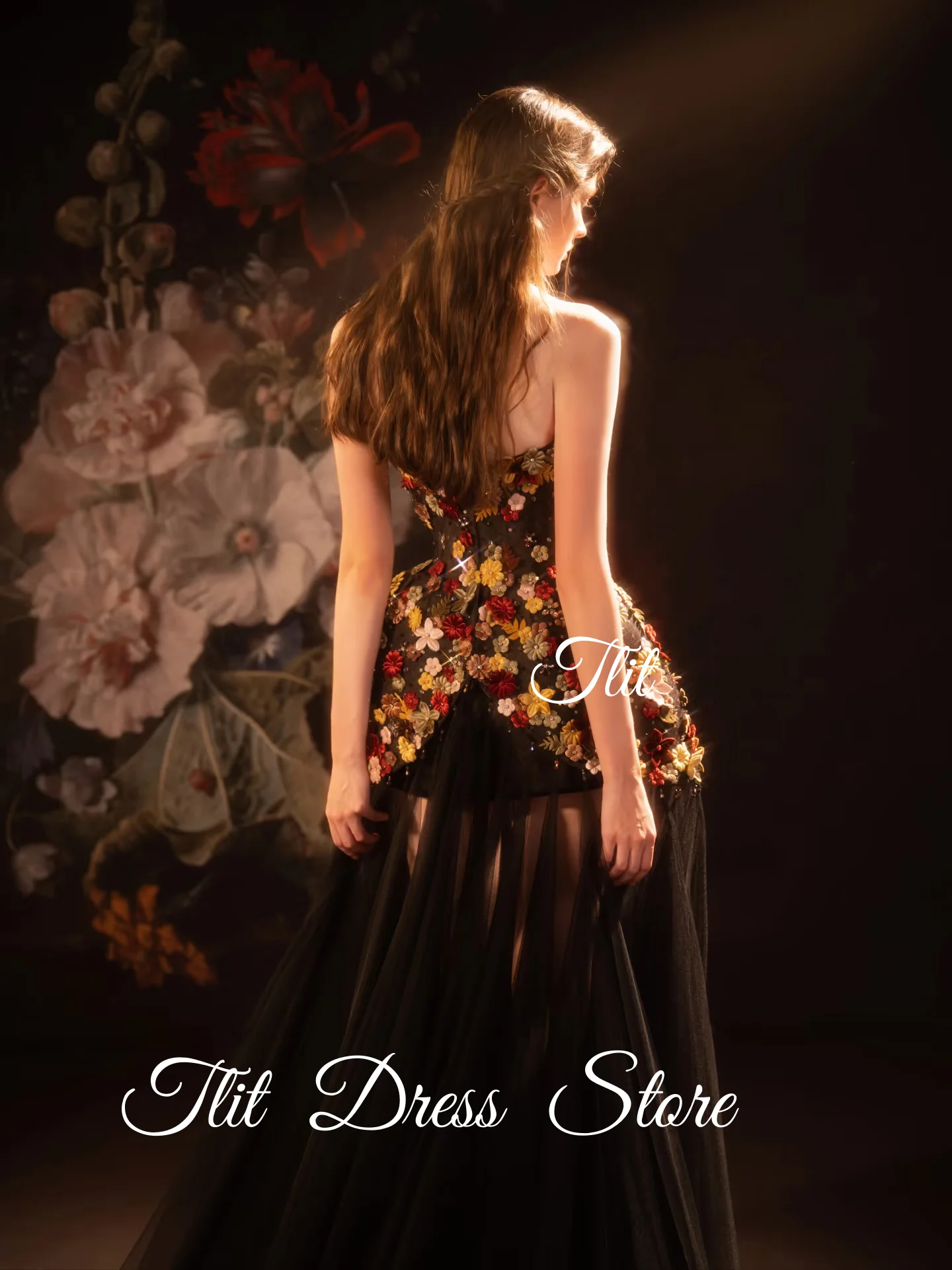 فستان سهرة جميل من الساتان الأسود من TLIT بدون حمالات فستان حفلات صغير ملون على شكل زهور من التول مخصص فيستدوس دي فييستا #4