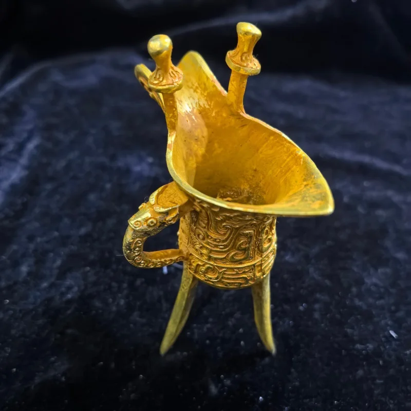 

Antique Retro Bronze Gilded Golden Cup Qianlong Ancient Wine Cup Three-Legged Cup Ornament Craft