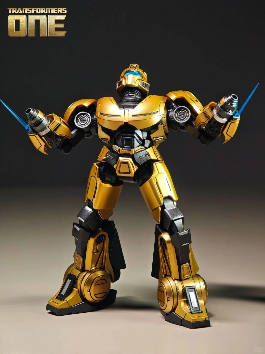 Threezero Transformers Bumblebee Action Figure Transformers One MDLX Bumblebee أنيمي تمثال مشترك المنقولة نموذج جمع لعبة