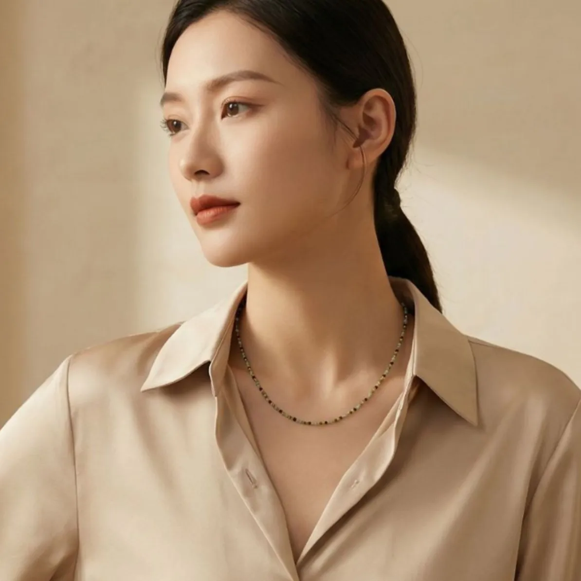 Japanese colored rice beads handmade beaded sweet literary and retro temperament extremely fine simple short necklace collarbone