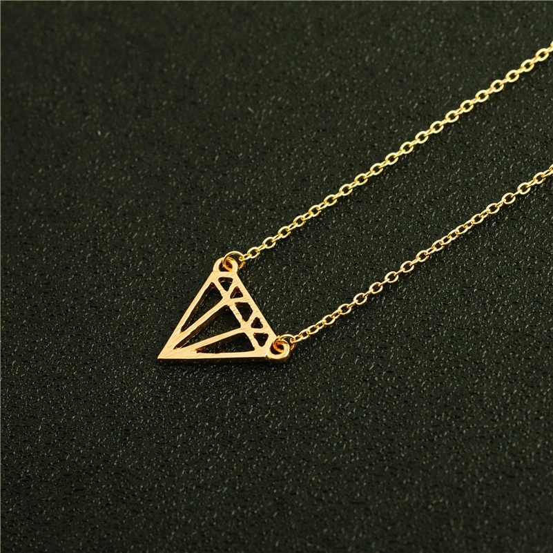 Holle Omtrek Driehoek Ketting V-Vormige Driehoeken Subulaat Geometrische Ruit Hanger Ketting Kraag Sleutelbeen Choker Voor Vrouwen