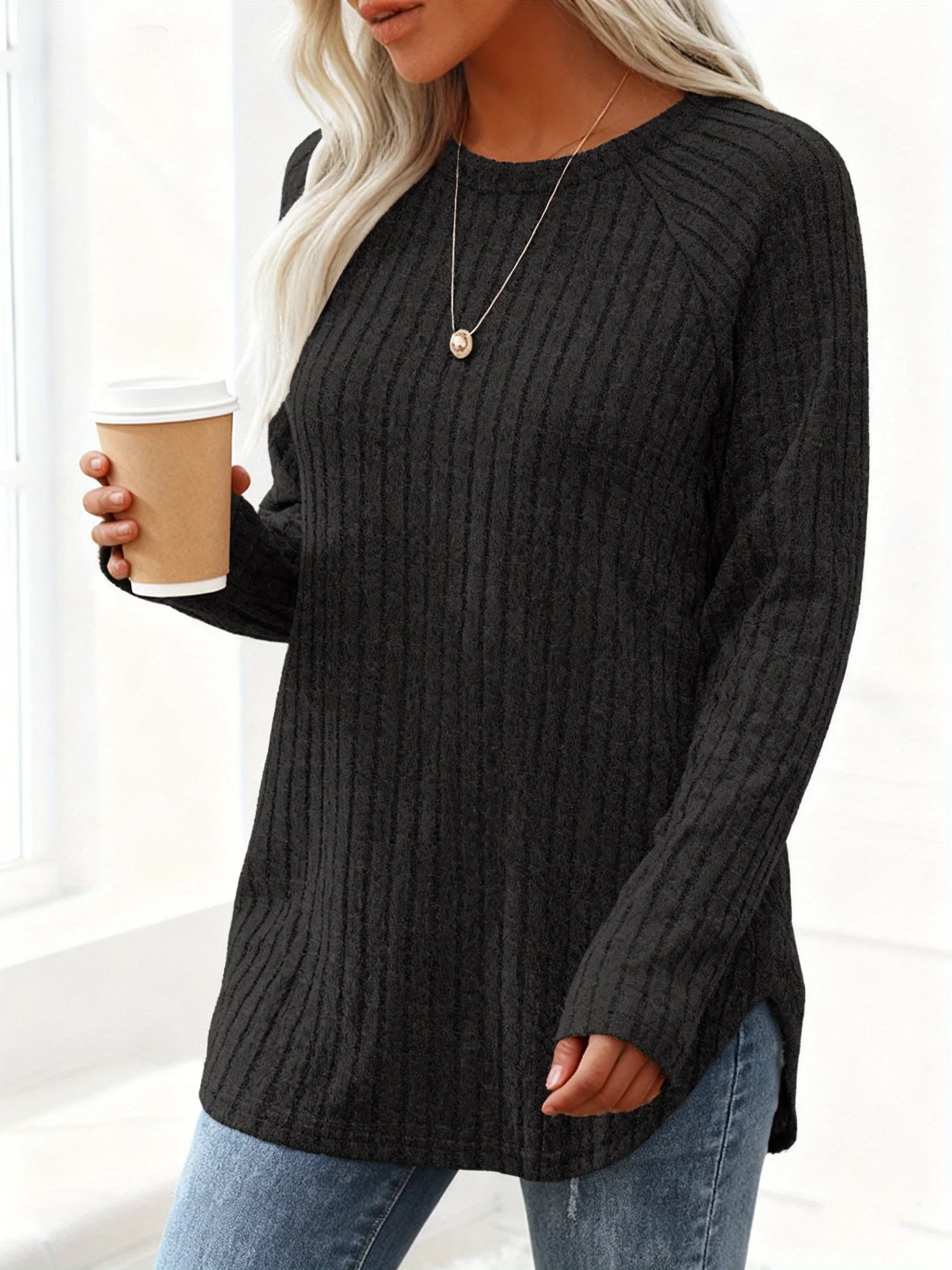 Gemütliches Plus-Size-Langarmshirt für Damen mit Rippenmuster für mühelosen Stil und Komfort – Detail 3