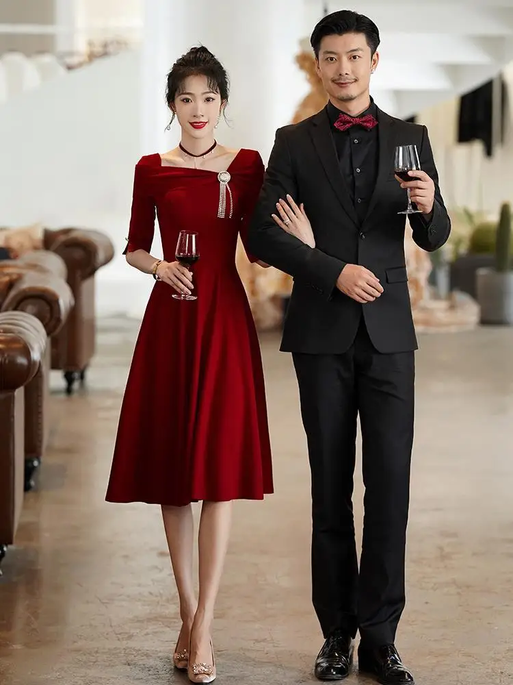 Vestido de novia cheongsam chino de satén, traje Formal tradicional rojo, talla grande, Año Nuevo, 2023