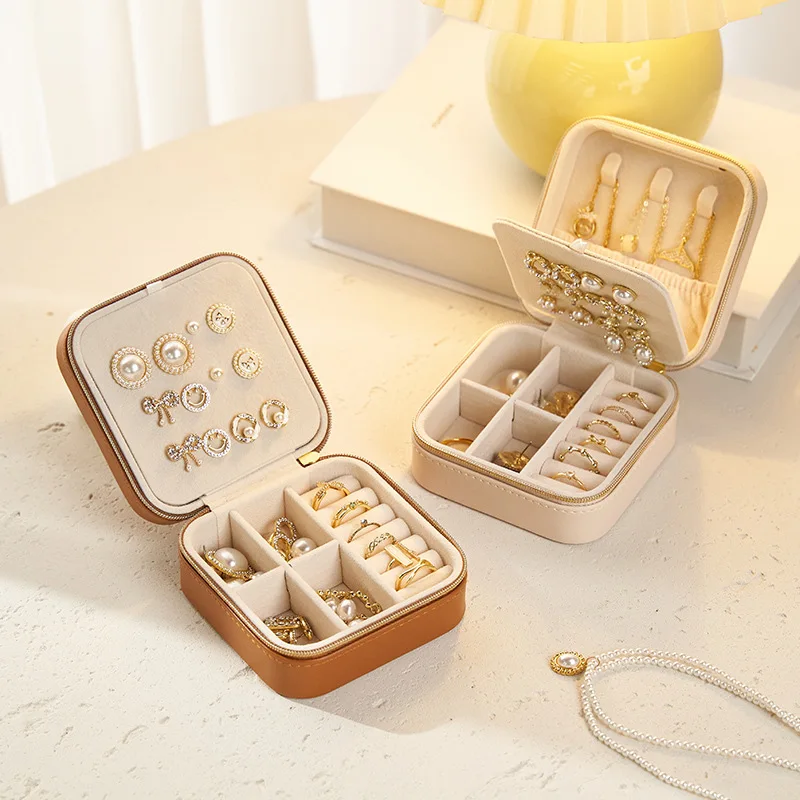 Mini jewelry storage box portable jewelry box leather storage travel earrings and necklace storage box