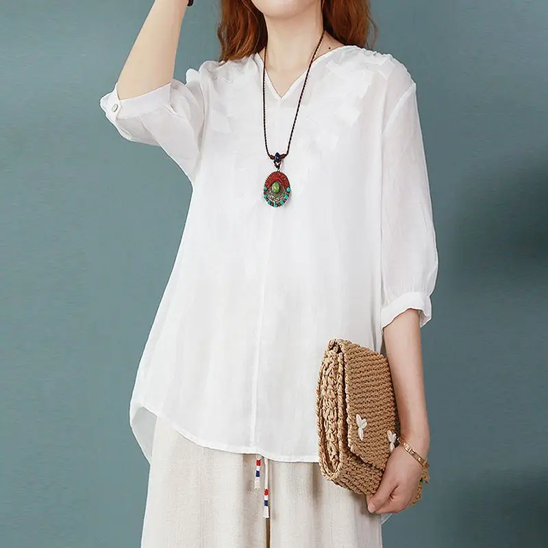 Women\'s Retro Ethnic Style Embroidery Blouse Summer V Neck Short Sleeve Elegant Shirt Solid Loose Tunic Tops Cotton Linen Blusas