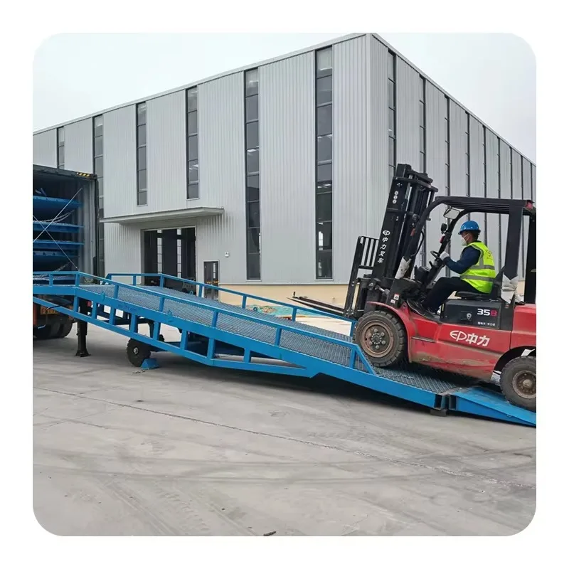 Mobile Vehicle Boarding Bridge, Forklift Mobile Boarding Bridge, Container Loading and Unloading Bridge Erection Equipment