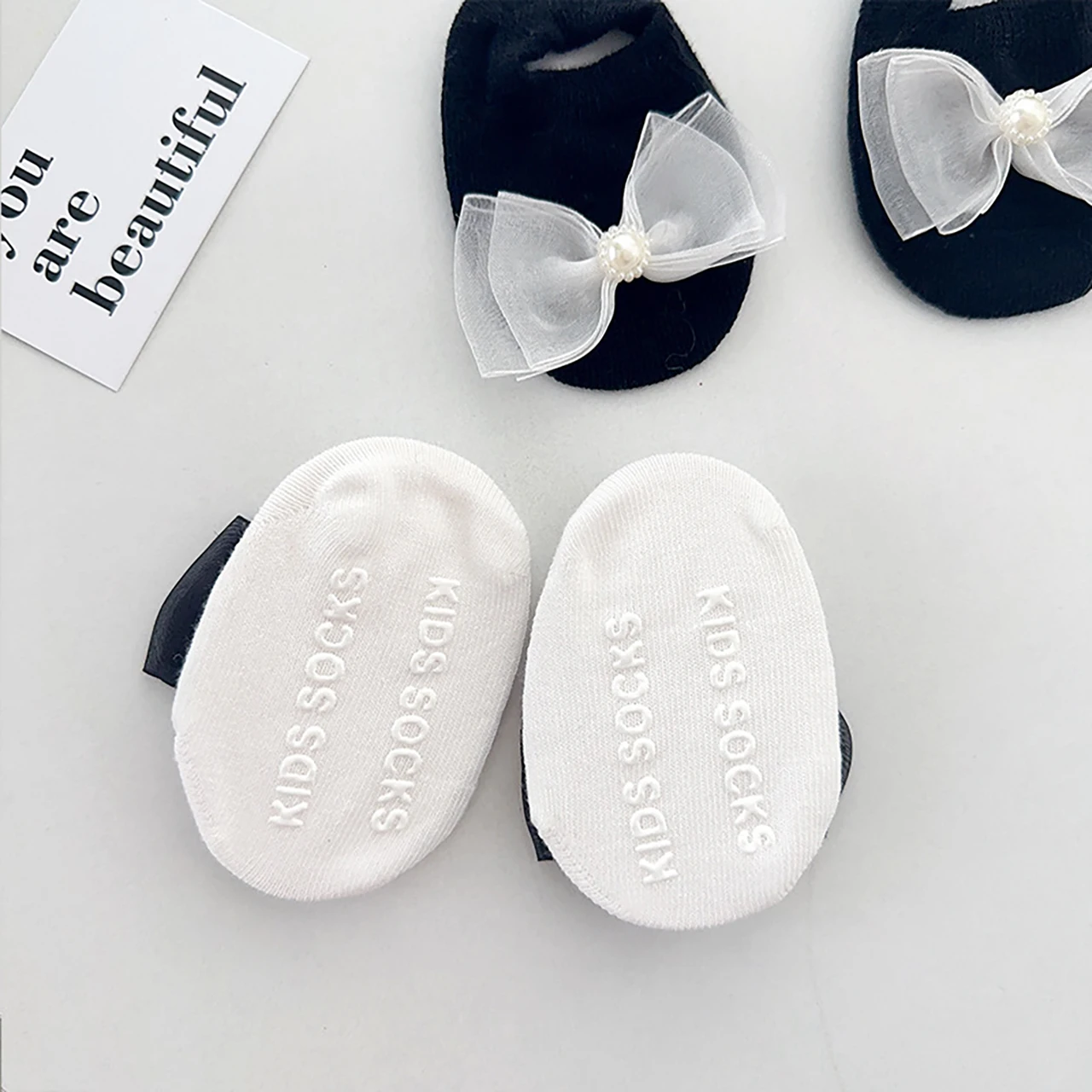 Mesh Bow Socks Princess Girls Boat Sock Sweet Pearls Bowknot Floor Socks 0-2Year Newborn Footwear Anti-Slip Baby First Walkers