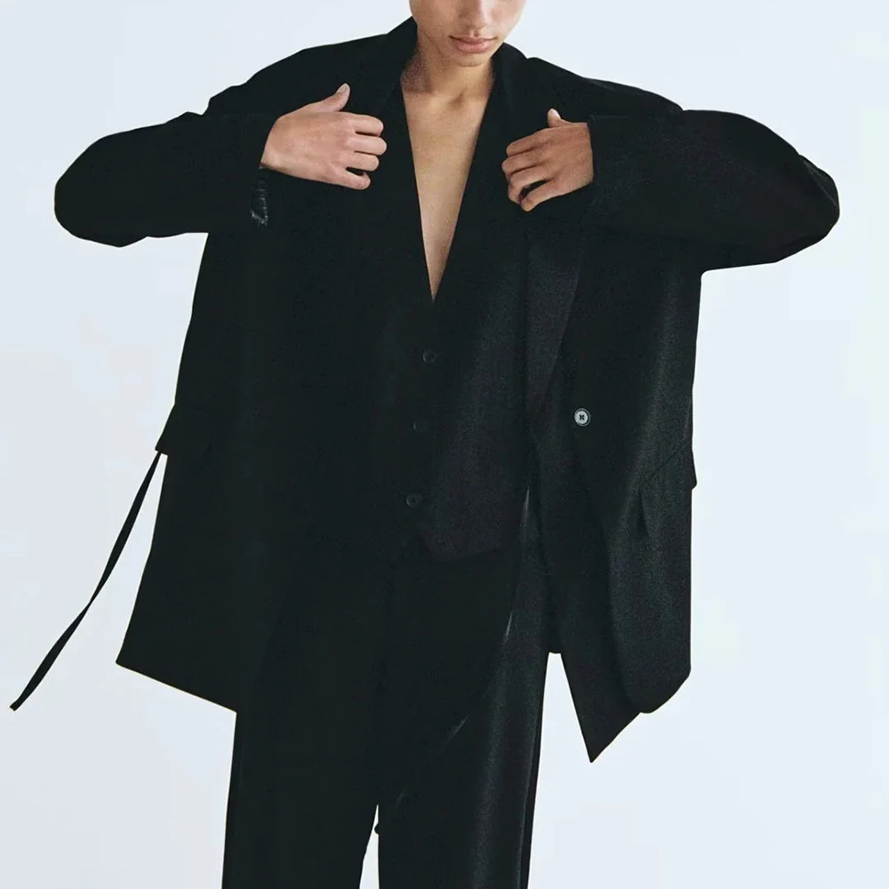 TWOTWINSTYLE Solid Spliced Pockets Loose Jackets For Women Lapel Long Sleeve Patchwork Button Chic Coats Female Fashion Clothes