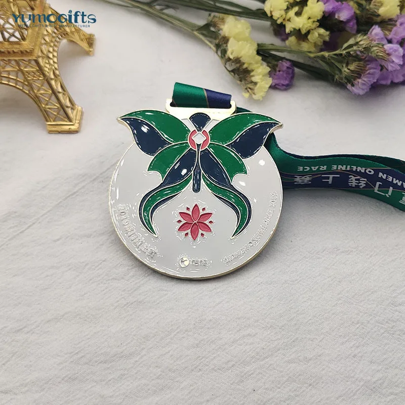 ปรับแต่ง. โลหะที่กําหนดเองโลหะผสมสังกะสีสีทางกายภาพฟิตเนสอนุสรณ์มาราธอนกีฬาออนไลน์