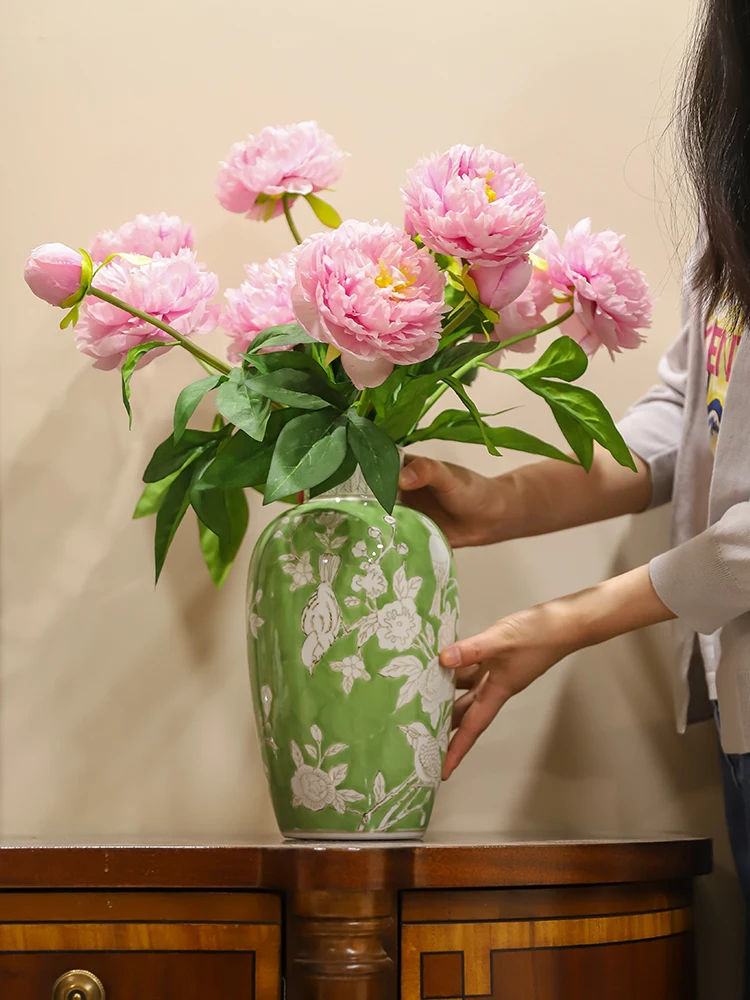 Vase Ceramic Underglaze Color Flower Hand-Painted Blue and White Porcelain Living Room Cabinet Desktop Aquatic Flower Decoration