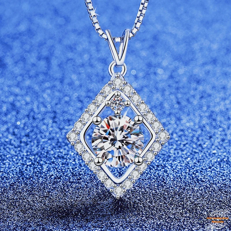 

1,0 карат муассанит S925 серебряный ожерелье кулон для женщин покрытие платиновый ромб очаровательное ожерелье ювелирные изделия подарок на день Святого Валентина