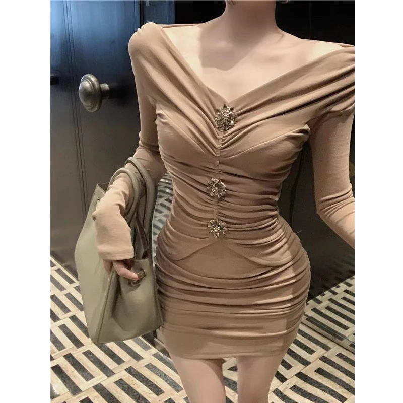 Sexy V-ausschnitt Off Schulter Geraffte Bodycon Party Kleider für Frauen Y2K Solide Hohe Taille Langarm Club Fee Mini Kleid Vestidos