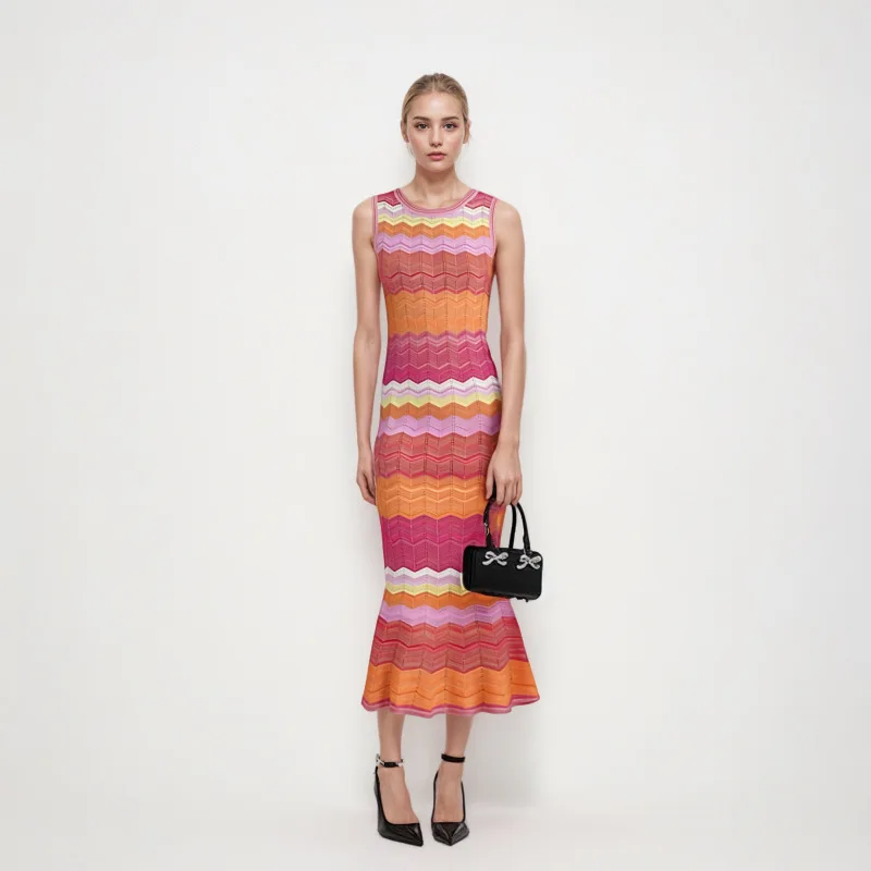 

High-end and Elegant Spring and Summer Round Neck Sleeveless Wavy Striped Mid-length Knitted Fishtail Dress