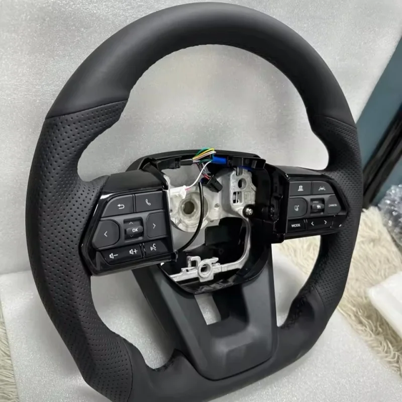 Customized Microfiber Leather Car Steering Wheel For Toyota Gr LC200 LC300 Prado 120 150 200 LC79 LC70 LC76 Yaris Steering Whee view 2