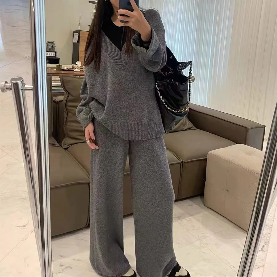 Knitted Suit Women\'s Autumn And Winter Lazy Style Loose V-Neck Casual Sweater High Waist Wide Leg Floor Pants Two-Piece Set