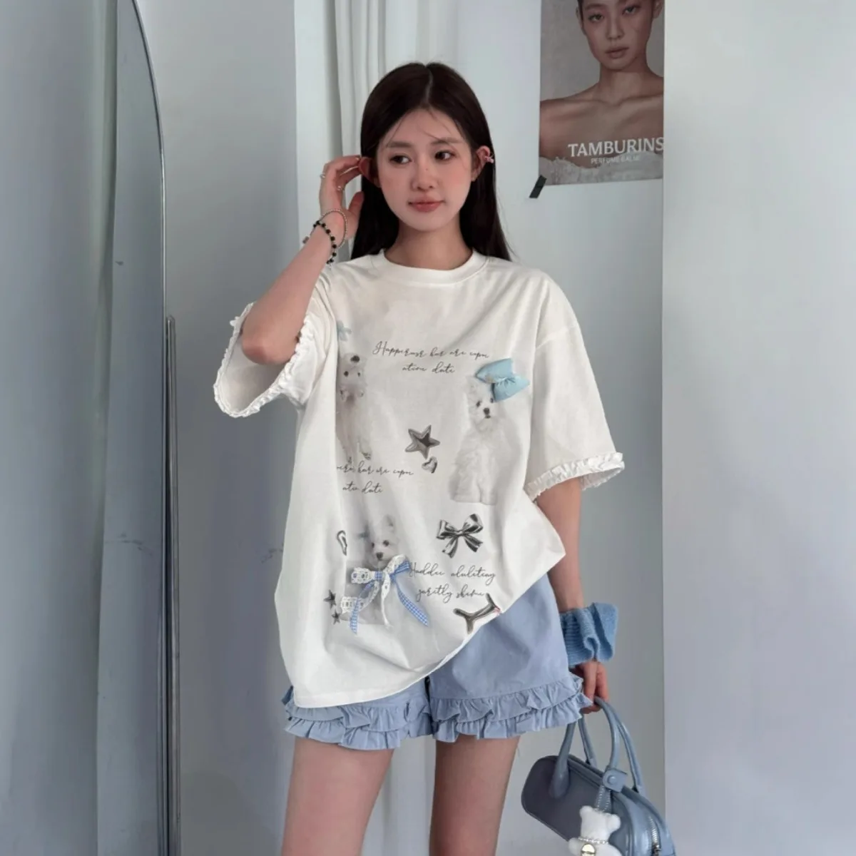 

Korea Style Cute Sweet Wind Dog Three-dimensional Butterfly Decoration Big Version Loose T-shirt Woman Harajuku