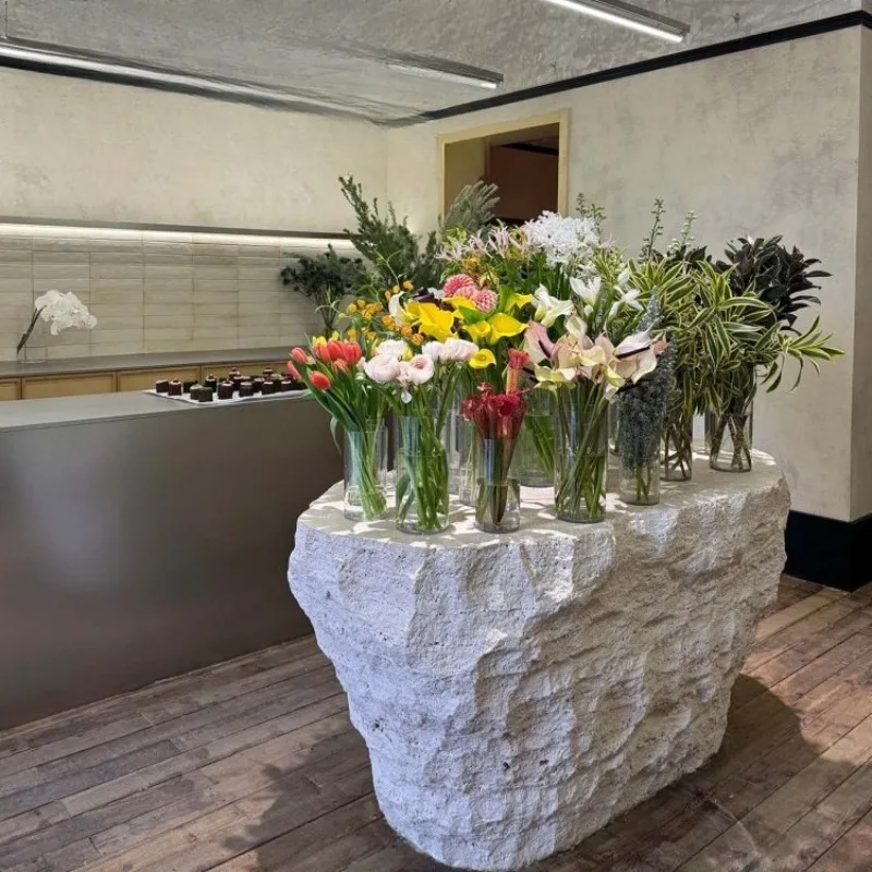 Marble travertine clothing store Nakajima table ornament tray creative shooting display table