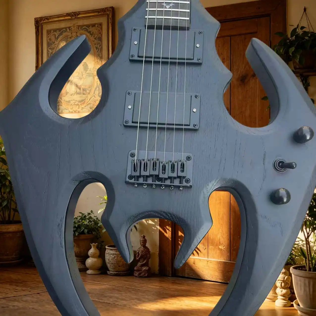 Electric Guitar Black Warcraft Claw Heavy Metal Electric Guitar Swallowtail Product Record Solid Wood Body Rose Wood Fingerboard