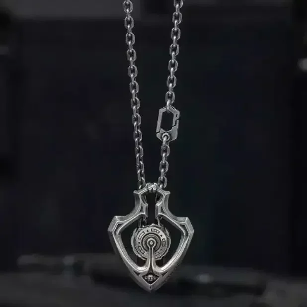 Collana con ciondolo punk retrò con ingranaggi rotanti meccanici Regalo da uomo creativo EDC per esterni