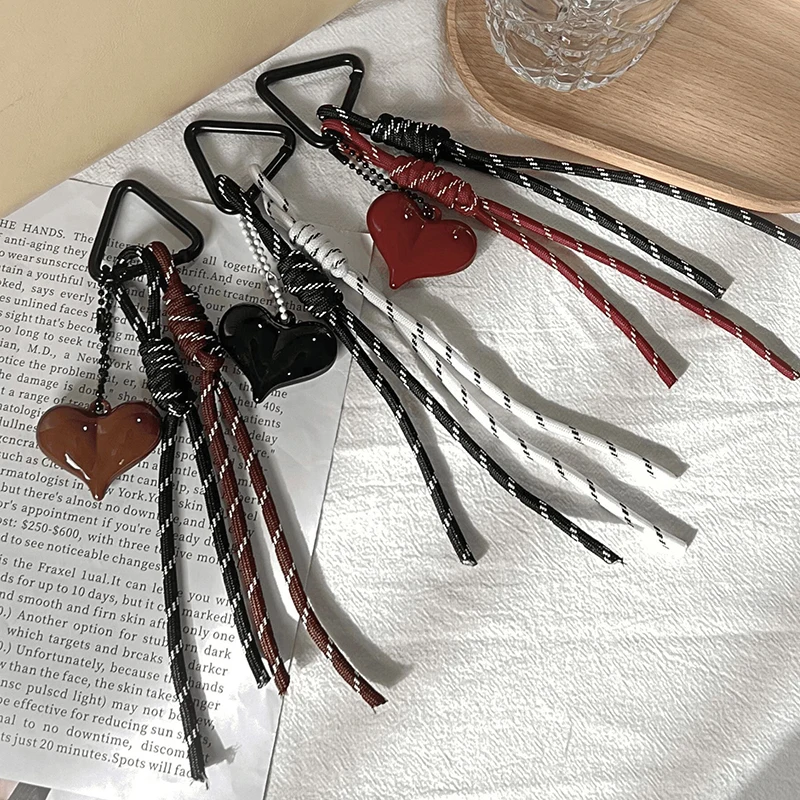 

Creative Acrylic Heart-shaped Braided Rope Bag Charm Keychain Simple Mobile Phone Backpack Pendant Decoration