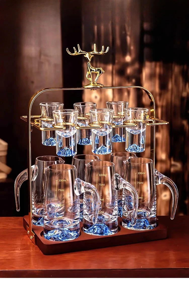 

Light luxury crystal glass gold foil Baijiu cup set