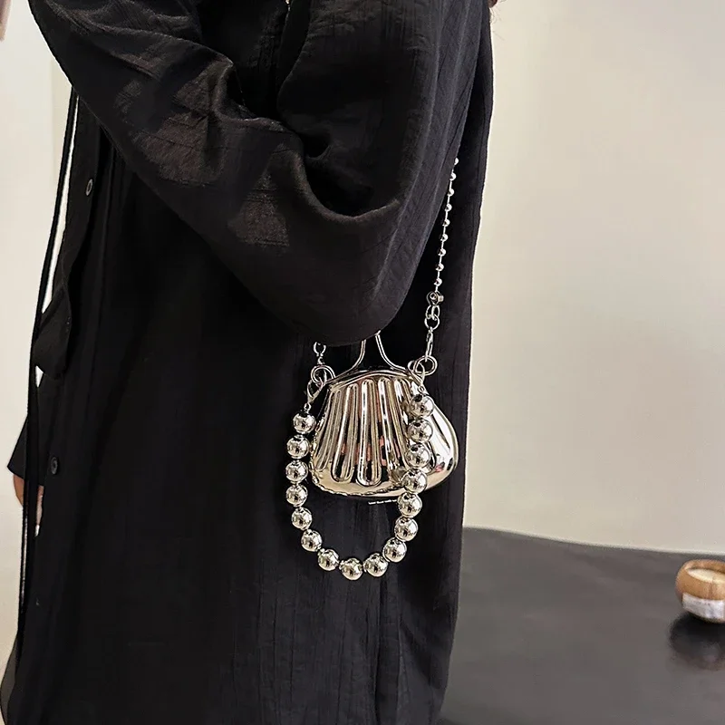 

Premium Messenger Bag For Ladies - Soft Leather Handbag With Adjustable Strap & Front Flap Design